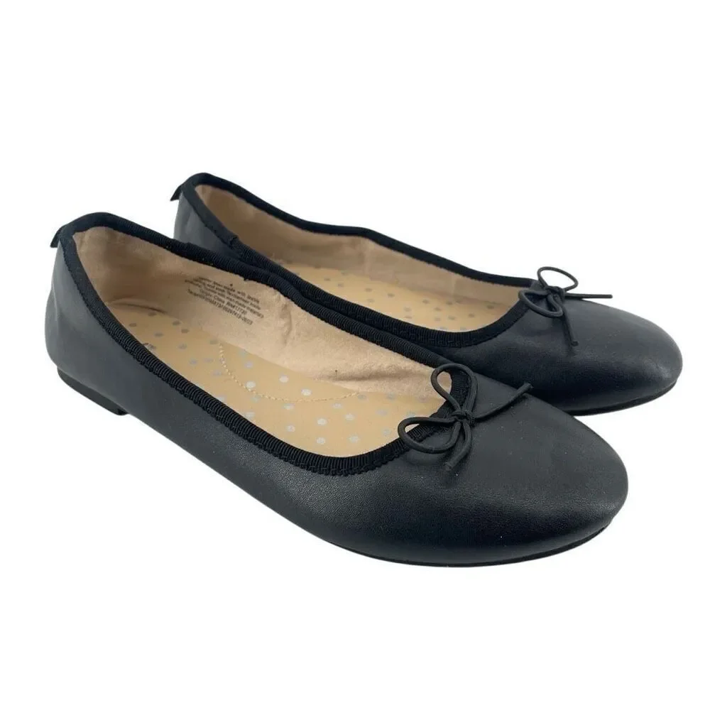 Cat & Jack Girl’s Diana Black Faux Leather Slip-On Ballet Flats Size 4